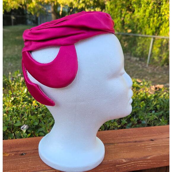 A Rose with a Bow Vintage 50s/60s Pillbox Hat  Fuchsia Satin Old Hollywood Glam - Picture 9 of 10